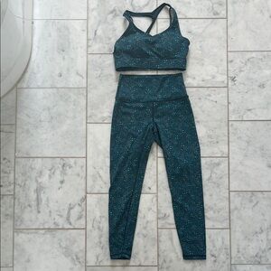 workout Set with small Sports Bra and size 2 leggings (can be sold separately)
